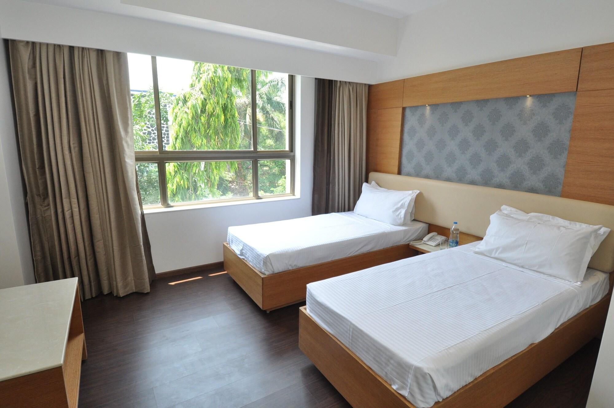 Tarawade Clarks Hotel 3*