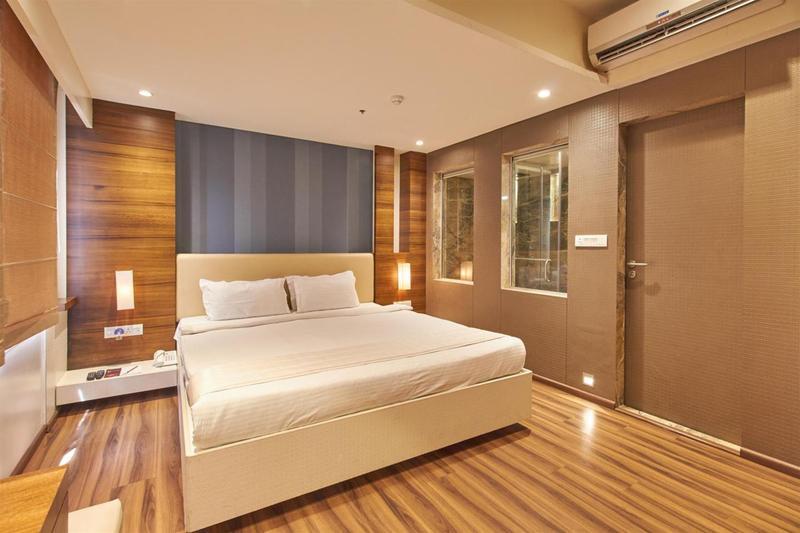 Tarawade Clarks Hotel 3*