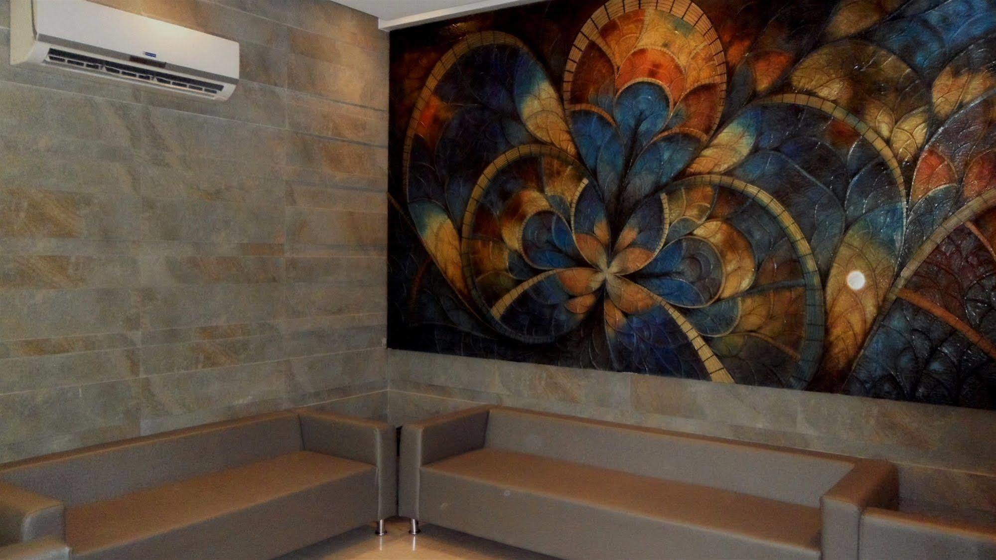Hotel Tarawade Clarks Pune
