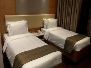 Tarawade Clarks Hotel 3*