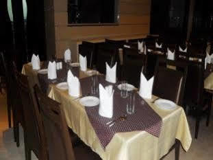 Tarawade Clarks Hotel 3*