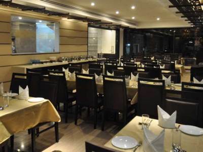 Tarawade Clarks Pune